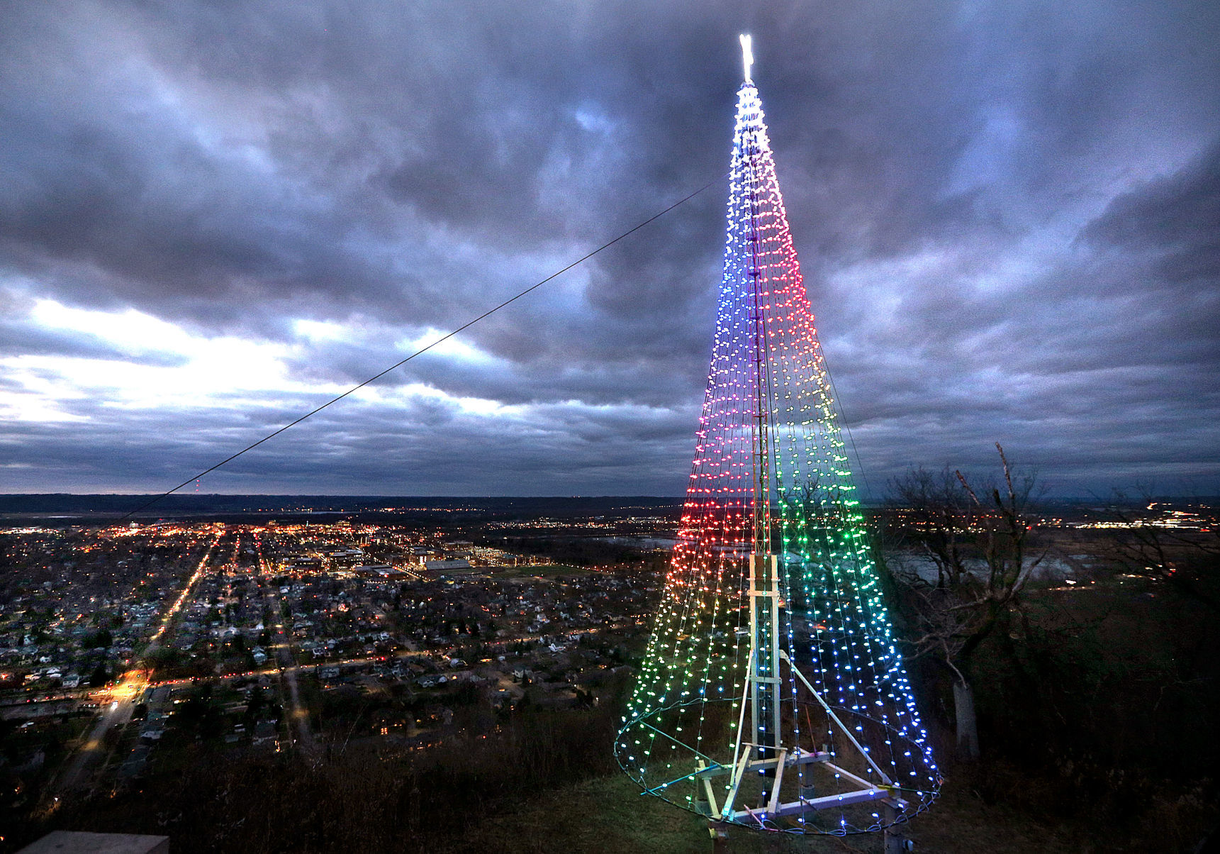 2019 Rotary Lights display atop Grandad Bluff